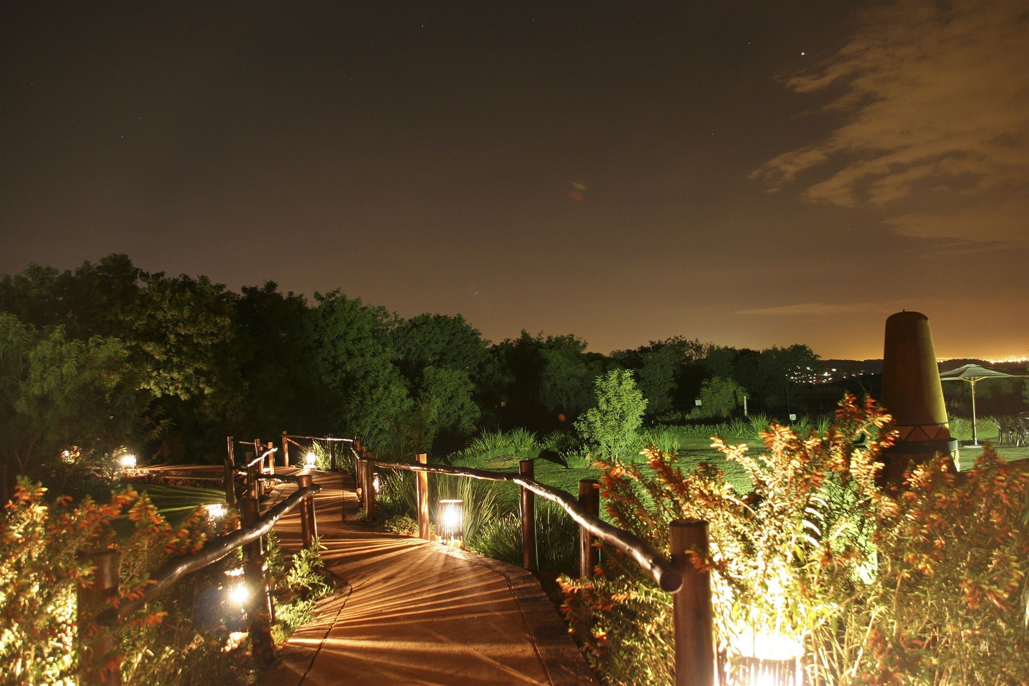 ทาบา อีโค โฮเต็ล Hotel โจฮันเนสเบิร์ก ภายนอก รูปภาพ